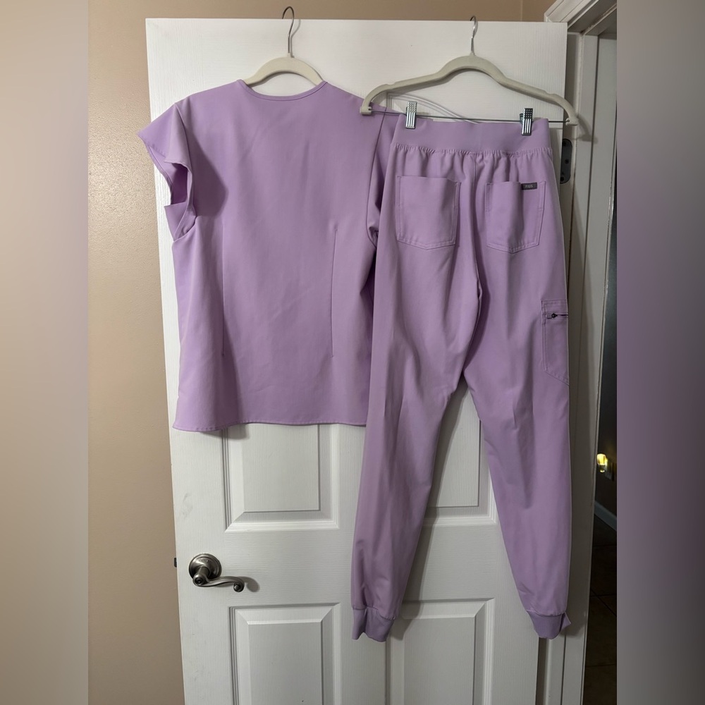 Lilac Women’s Scrub Set - Top & Jogger Pants - Picture 2 of 8